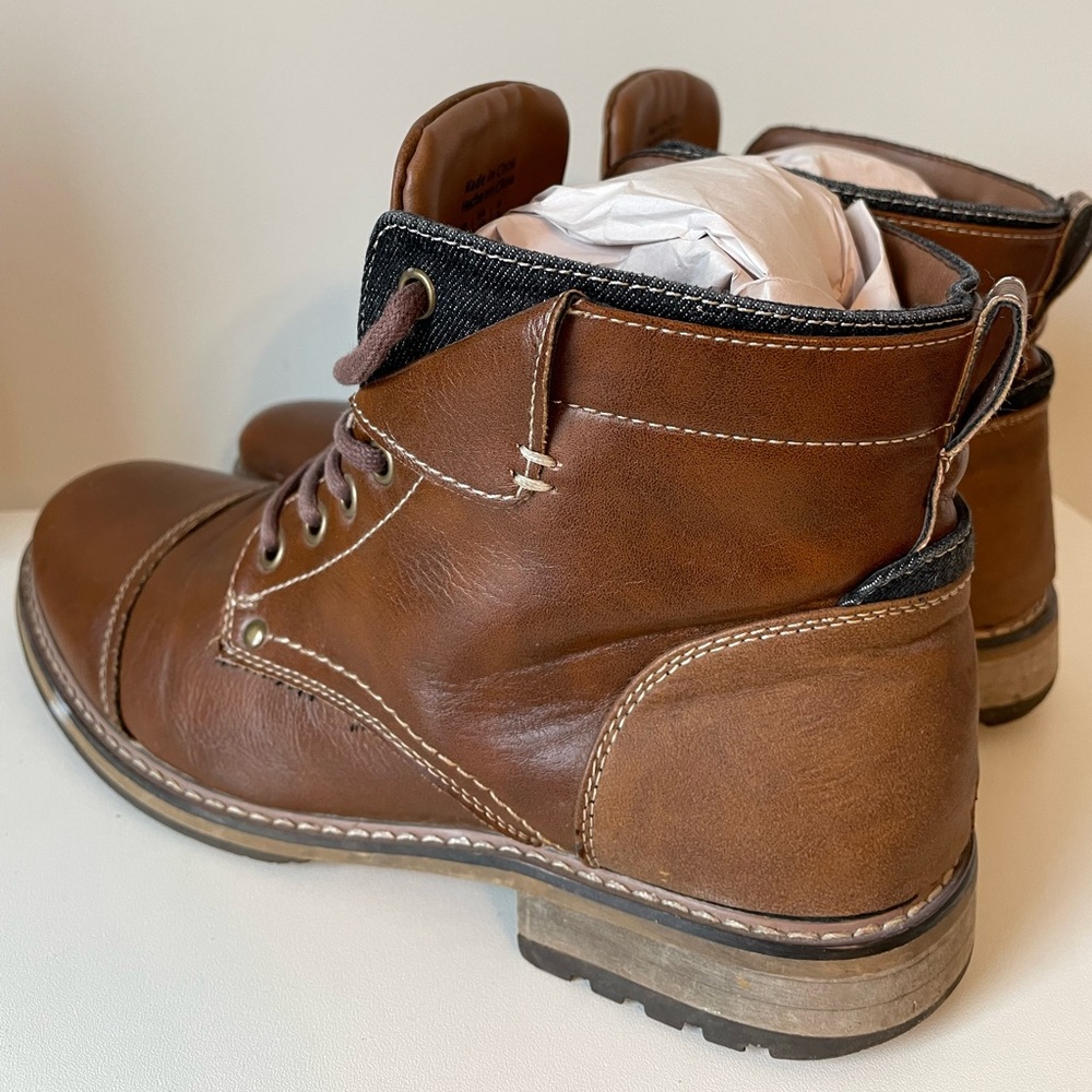 Men’s Boots - Size 10